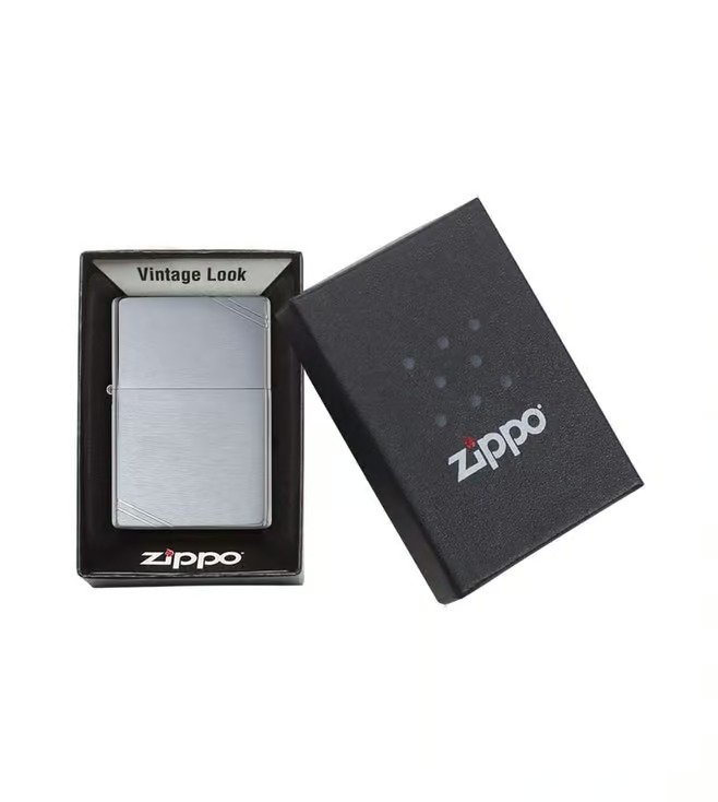 Classic Street Chrome with Slashes Windproof Lighter